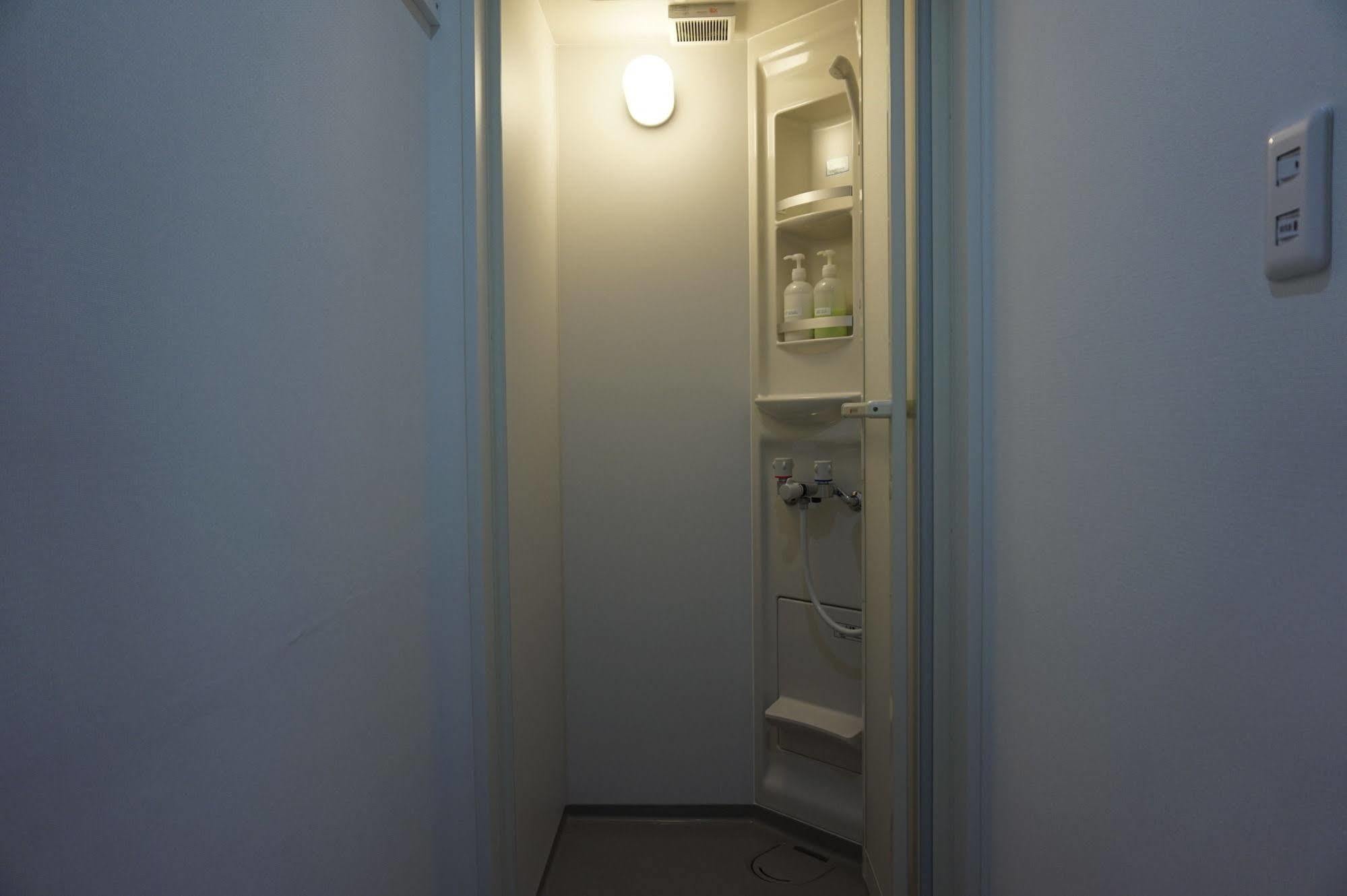 Uni Hostel Osaka Dış mekan fotoğraf